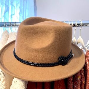 Womens hat